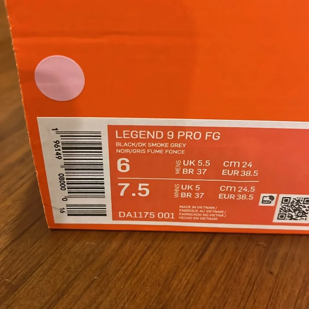 Nike Tiempo Legend 9 Pro FG Soccer Cleats shoes DA1175 001 Mens 6 / Womens 7.5